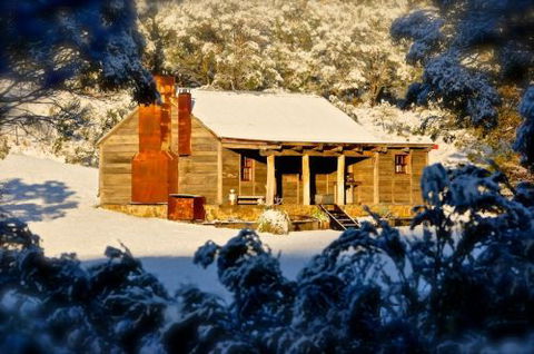 Moonbah Hut - Kalgoorlie Accommodation 4