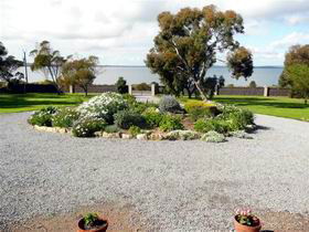 Arrandale Cottage - Kalgoorlie Accommodation 0
