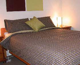 Plumtree Cottage - Kalgoorlie Accommodation 0