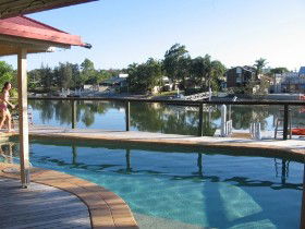 Mooloolaba Canal Holiday House - Kalgoorlie Accommodation 0