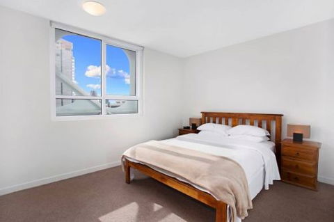 Astra Apartments - Melbourne Docklands - Kalgoorlie Accommodation 0