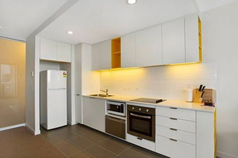 Astra Apartments - Melbourne Docklands - Kalgoorlie Accommodation 1