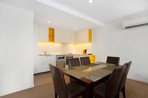 Astra Apartments - Melbourne Docklands - Kalgoorlie Accommodation 2