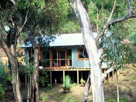 Demole River Retreat - Kalgoorlie Accommodation 0