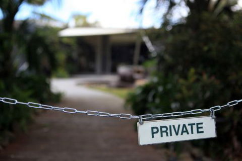 ArtHOUSE Beachfront Accommodation - Kalgoorlie Accommodation 0