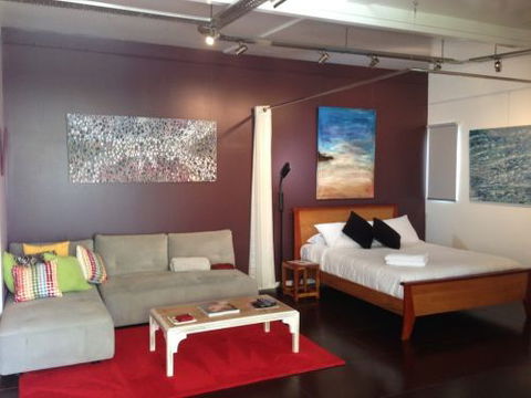 ArtHOUSE Beachfront Accommodation - Kalgoorlie Accommodation 3