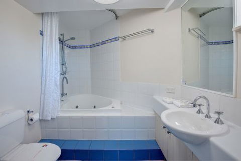 Nautilus Mooloolaba - Kalgoorlie Accommodation 7