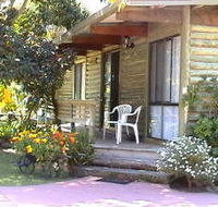 Lazy Acre Log Cabins - Kalgoorlie Accommodation