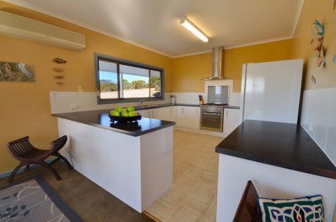 Kestrel Downs - Kalgoorlie Accommodation 9