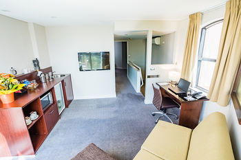 Amora Riverwalk Melbourne - Kalgoorlie Accommodation 63