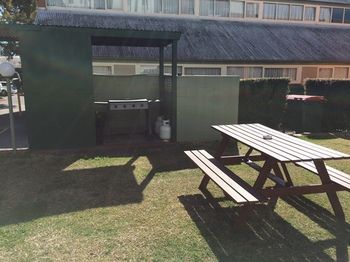 APX Parramatta - Kalgoorlie Accommodation 12