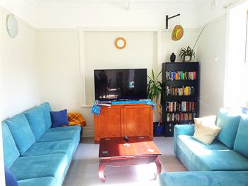 Manly Guest House - Kalgoorlie Accommodation 8