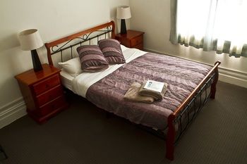 Manly Guest House - Kalgoorlie Accommodation 16