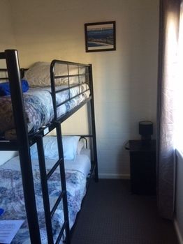 Manly Guest House - Kalgoorlie Accommodation 32