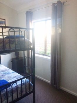 Manly Guest House - Kalgoorlie Accommodation 38