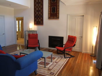 Whispering Pines Chalet & Cottages - Kalgoorlie Accommodation 16