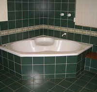 Madisonaposs Mountain Retreat - Kalgoorlie Accommodation