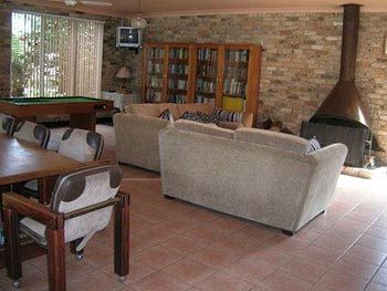 Madison's Mountain Retreat - Kalgoorlie Accommodation 12