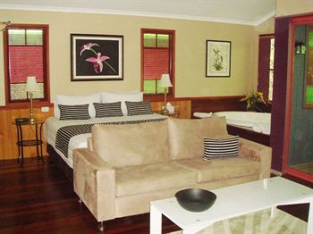 Amore On Buderim Luxury Rainforest Cabins - Kalgoorlie Accommodation 4