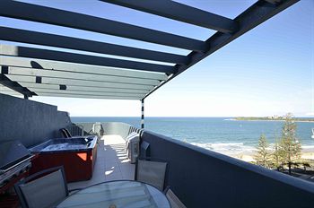 Malibu Mooloolaba - Kalgoorlie Accommodation 8