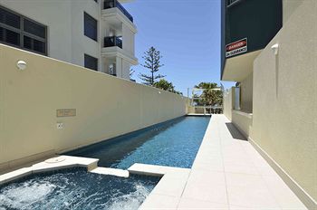 Malibu Mooloolaba - Kalgoorlie Accommodation 19