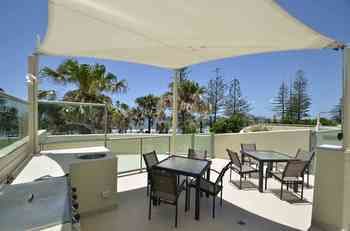 Malibu Mooloolaba - Kalgoorlie Accommodation 24