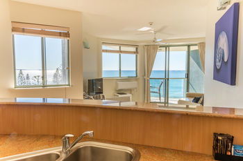 Malibu Mooloolaba - Kalgoorlie Accommodation 40