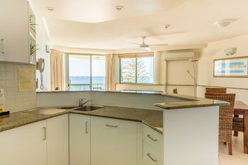 Malibu Mooloolaba - Kalgoorlie Accommodation 44