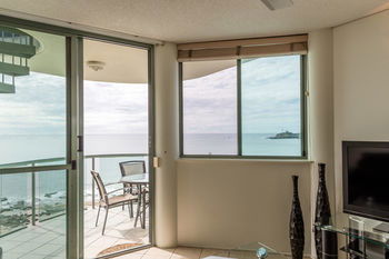 Malibu Mooloolaba - Kalgoorlie Accommodation 53