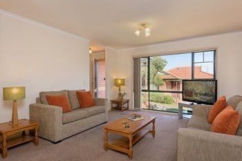 Apartments @ Mt Waverley - Kalgoorlie Accommodation 18