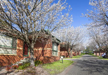 Apartments @ Mt Waverley - Kalgoorlie Accommodation 21