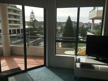 AEA The Coogee View Serviced Apartments - Kalgoorlie Accommodation 13