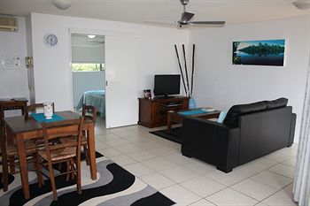 Noosa River Retreat - Kalgoorlie Accommodation 0