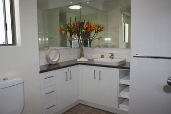Noosa River Retreat - Kalgoorlie Accommodation 2