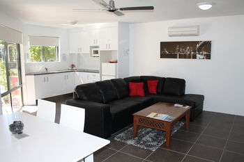 Noosa River Retreat - Kalgoorlie Accommodation 7