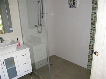 De'Vine Escape - Kalgoorlie Accommodation 0