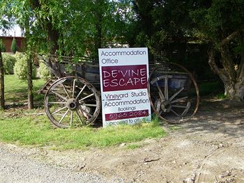 De'Vine Escape - Kalgoorlie Accommodation 3
