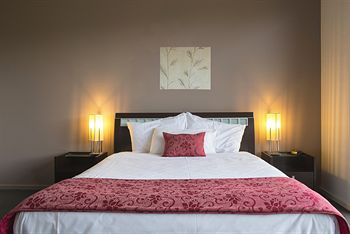 De'Vine Escape - Kalgoorlie Accommodation 8