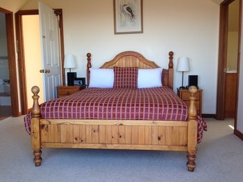 Valley Of The Waters B&B - Kalgoorlie Accommodation 9