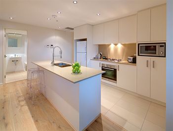Zara Tower - Luxury Suites And Apartments - Kalgoorlie Accommodation 5