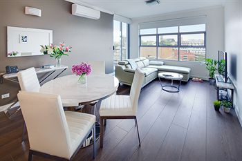 Zara Tower - Luxury Suites And Apartments - Kalgoorlie Accommodation 16