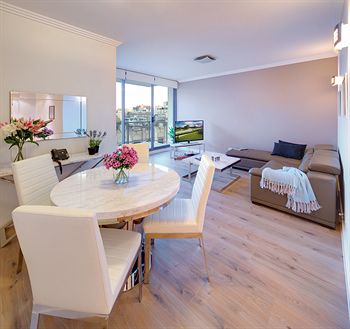 Zara Tower - Luxury Suites And Apartments - Kalgoorlie Accommodation 21