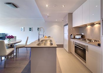 Zara Tower - Luxury Suites And Apartments - Kalgoorlie Accommodation 25