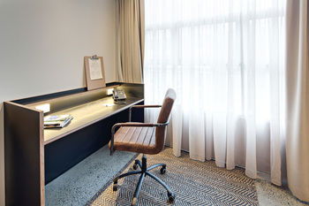 Zara Tower - Luxury Suites And Apartments - Kalgoorlie Accommodation 65