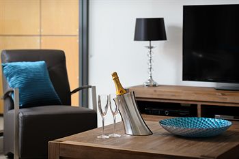Apartments @ IKON Glen Waverley - Kalgoorlie Accommodation 6