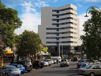 Apartments @ IKON Glen Waverley - Kalgoorlie Accommodation 16