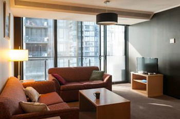 Inner Melbourne Serviced Apartments - Kalgoorlie Accommodation 14