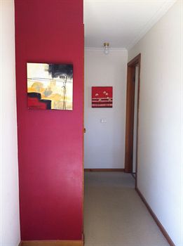 Australian Home Away @ East Doncaster George - Kalgoorlie Accommodation 3