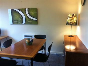 Australian Home Away @ Richmond - Kalgoorlie Accommodation 6