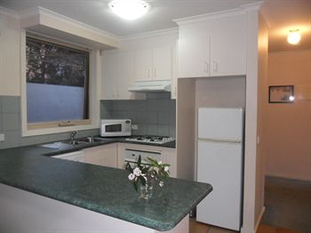 Australian Home Away @ Box Hill 21 - Kalgoorlie Accommodation 12